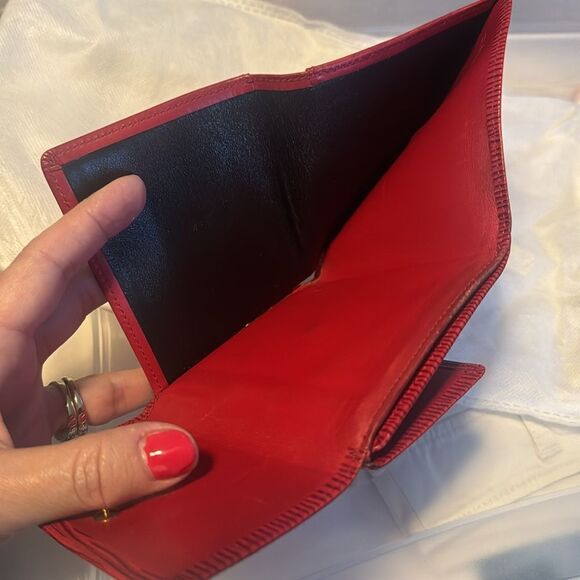 VTG *Louis Vuitton* Red Leather Epi Trifold Small Wallet Coin Purse - Picture 3 of 9